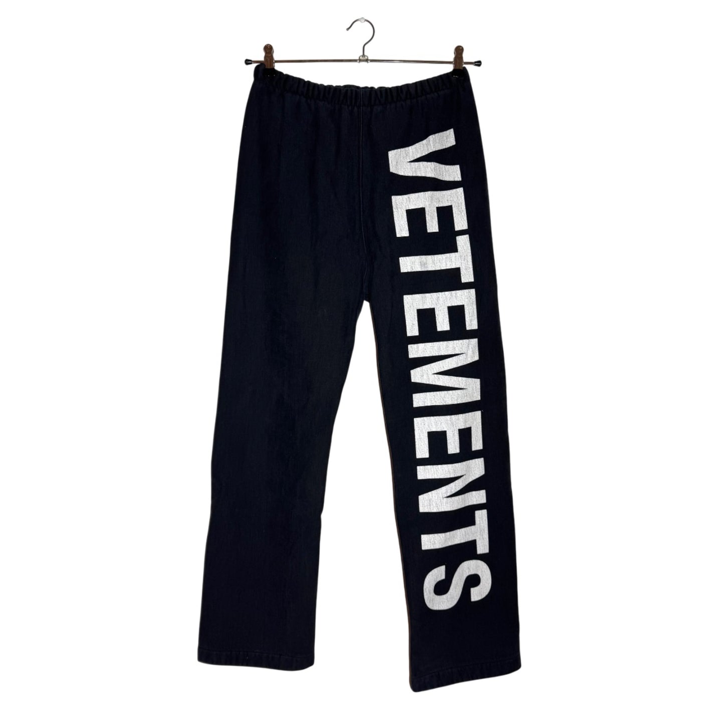 Vetements AW19 Spell-out sweatpants