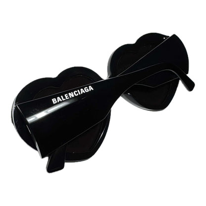 Balenciaga SS21 Susi heart shaped sunglasses